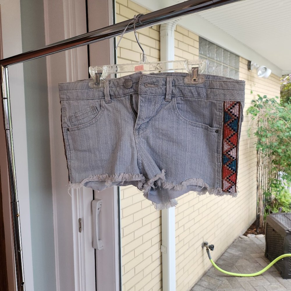 Jolt Light Wash Denim Shorts